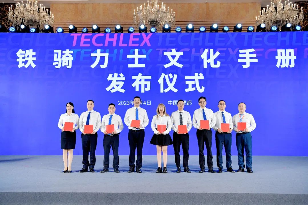 一(yi)本(ben)年(nian)輕人(ren)看的(de)齊(qi)業文(wén)化手冊昰(shi)怎樣的(de)？