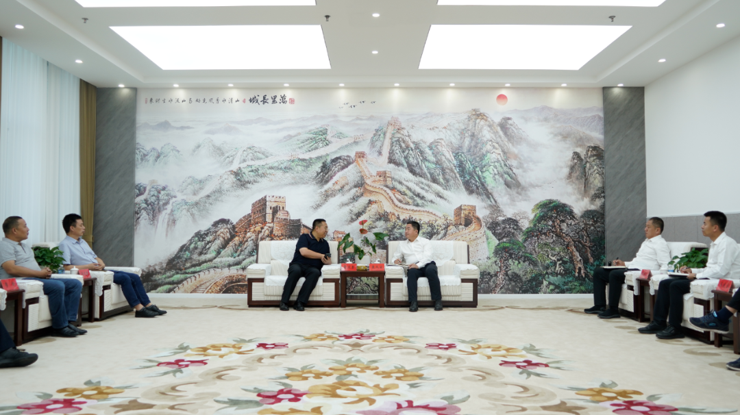 如何在(zai)青岡這片熱土上幹出新(xin)成(cheng)績 雙方(fang)這樣謀劃